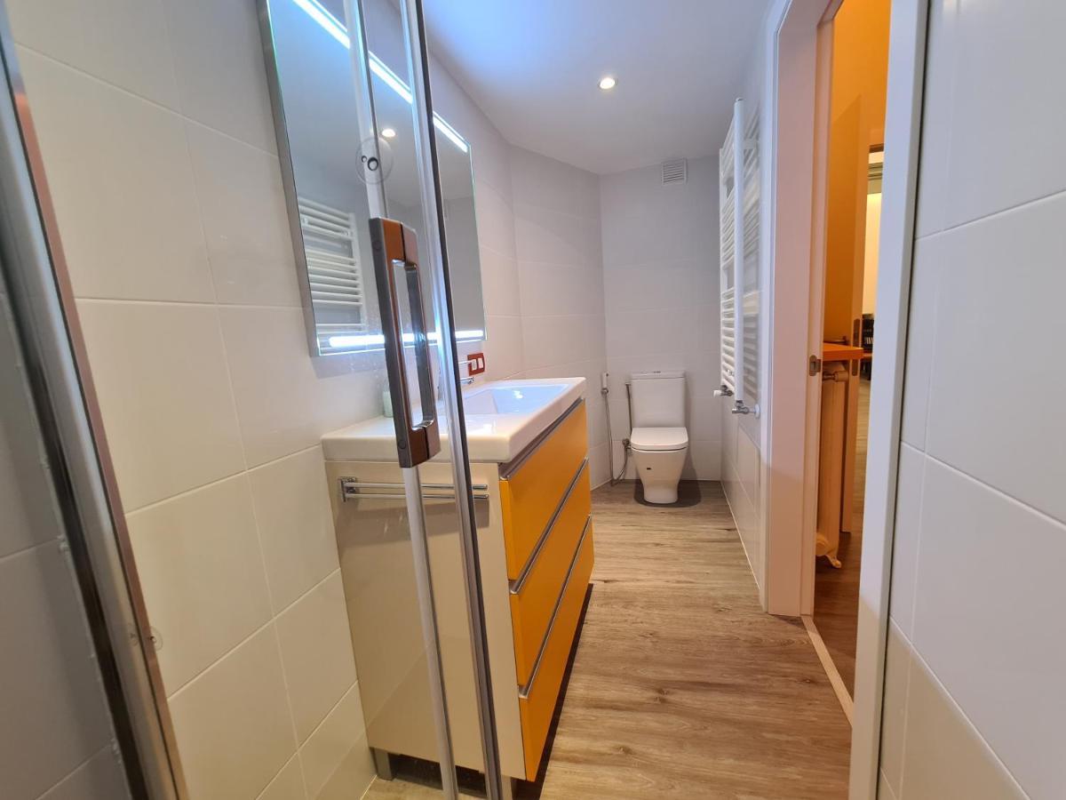 Apartaments Vicus 3 Con Vistas A La Plaza Mayor De Vic Zewnętrze zdjęcie